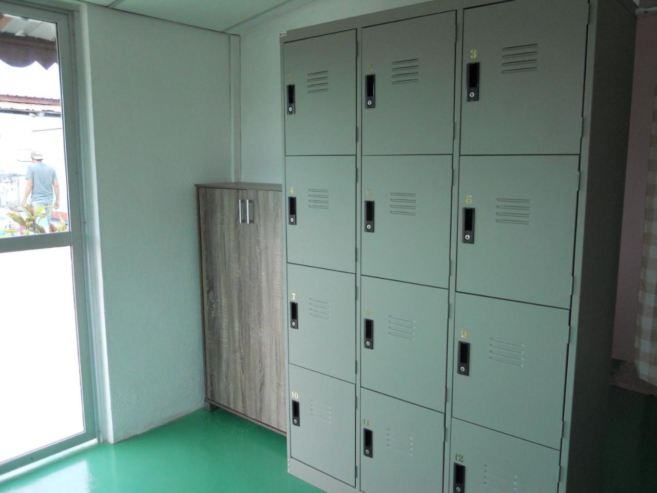 Rainbow Lodge Mix Dormitory Pantai Cenang  Exterior photo