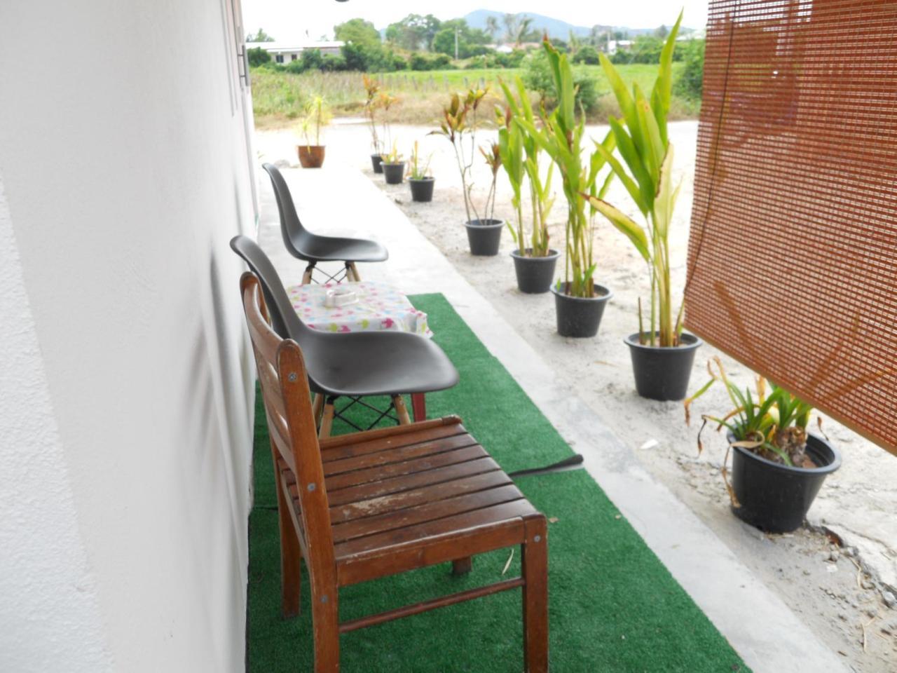 Rainbow Lodge Mix Dormitory Pantai Cenang  Exterior photo
